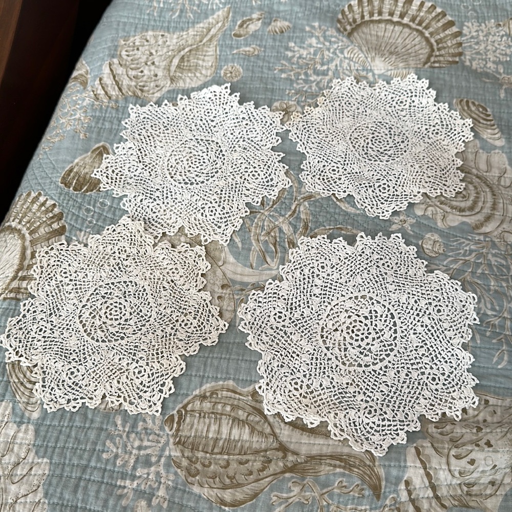 amazing hand crochet antique doilies I can’t stop looking at these creations 4